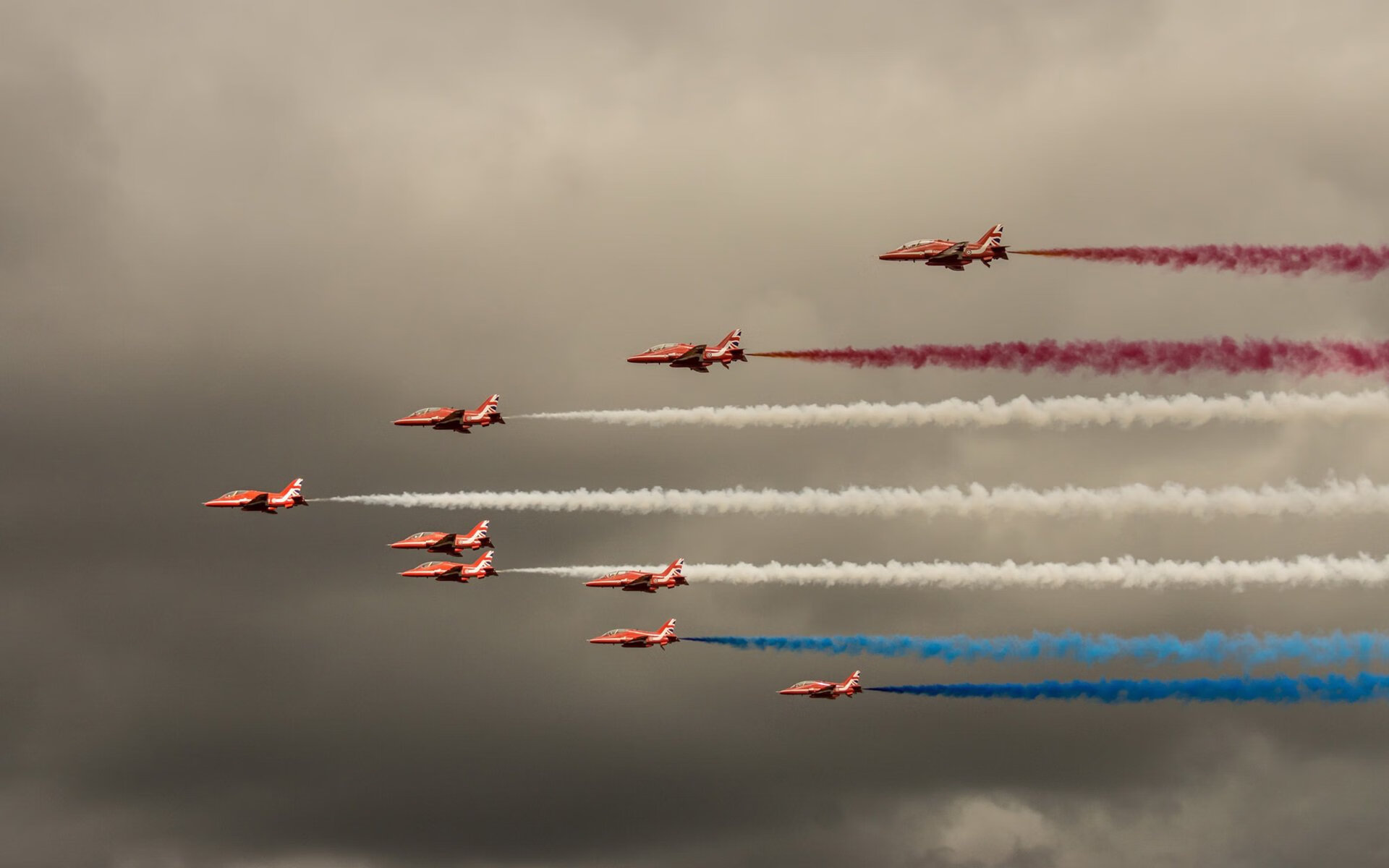 英超激战士气高昂，精彩进球与战术创新齐飞，英超精彩进球集锦